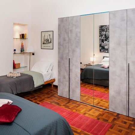 Central Apartment Milan Exterior photo