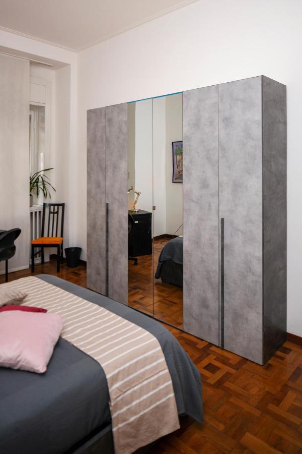 Central Apartment Milan Exterior photo