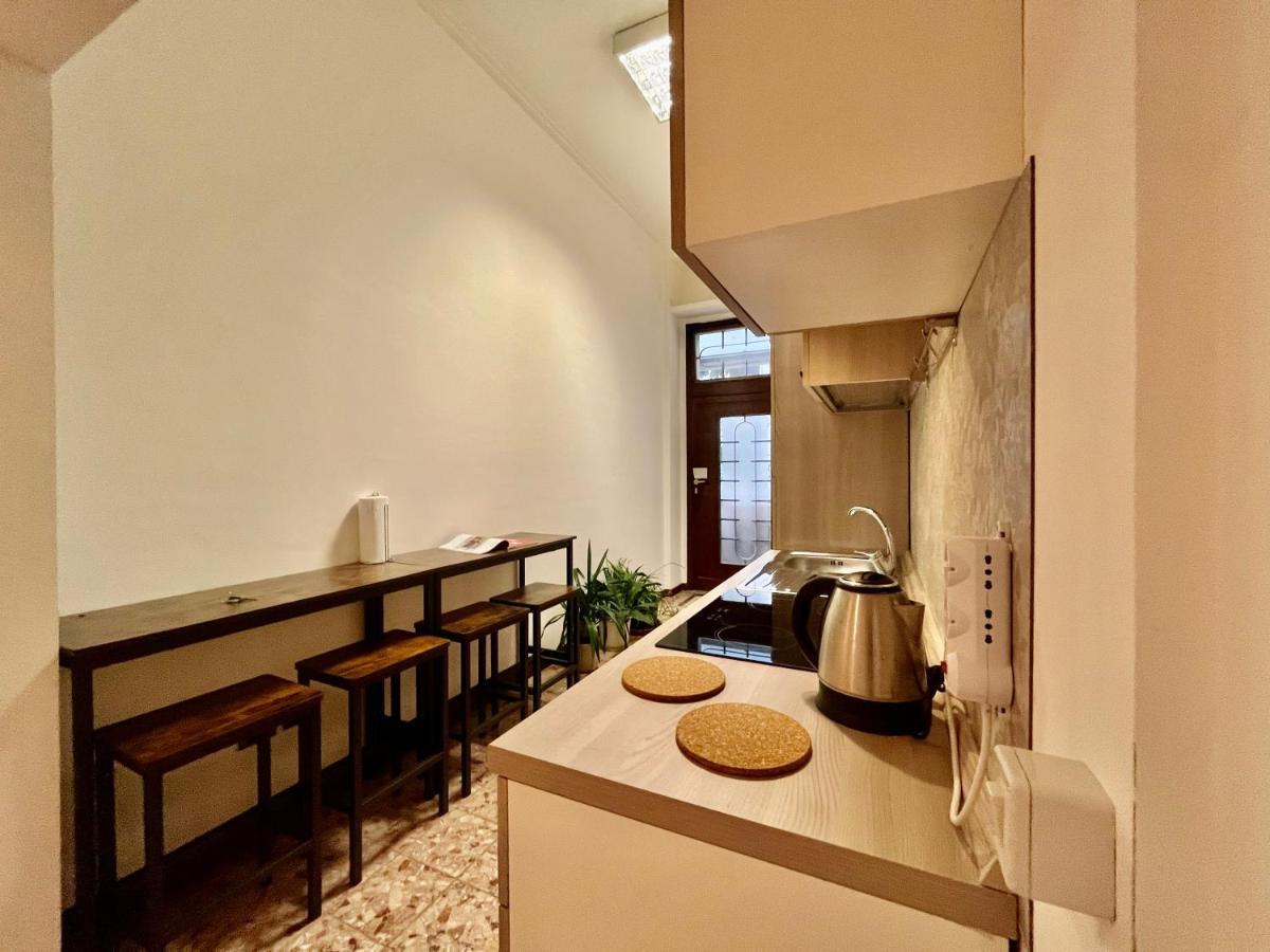Central Apartment Milan Exterior photo